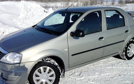 Renault Logan I, 2012 год, 400 000 рублей, 10 фотография