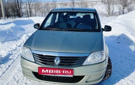 Renault Logan I, 2012 год, 400 000 рублей, 2 фотография