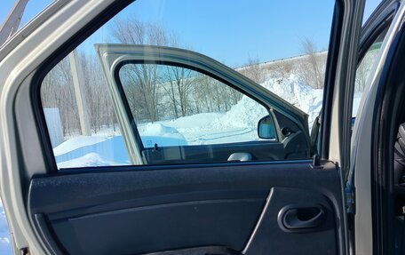 Renault Logan I, 2012 год, 400 000 рублей, 19 фотография