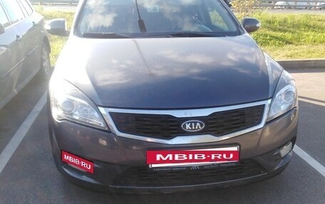 KIA cee'd I рестайлинг, 2010 год, 620 000 рублей, 3 фотография