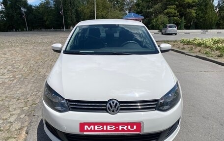 Volkswagen Polo VI (EU Market), 2011 год, 600 000 рублей, 5 фотография