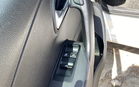 Volkswagen Polo VI (EU Market), 2011 год, 600 000 рублей, 16 фотография