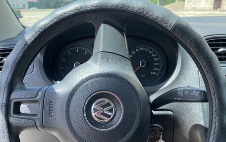 Volkswagen Polo VI (EU Market), 2011 год, 600 000 рублей, 15 фотография