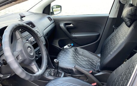 Volkswagen Polo VI (EU Market), 2011 год, 600 000 рублей, 17 фотография