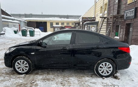 Hyundai Solaris II рестайлинг, 2012 год, 900 000 рублей, 2 фотография