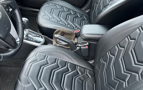 Hyundai Solaris II рестайлинг, 2012 год, 900 000 рублей, 13 фотография