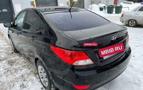 Hyundai Solaris II рестайлинг, 2012 год, 900 000 рублей, 9 фотография