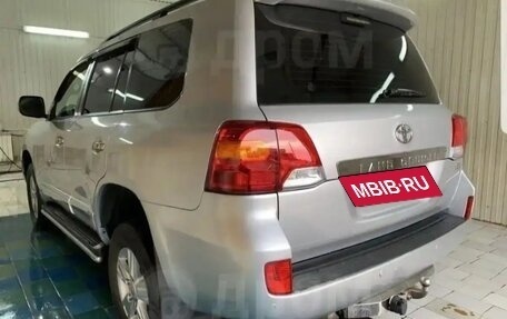 Toyota Land Cruiser 200, 2015 год, 6 000 000 рублей, 4 фотография