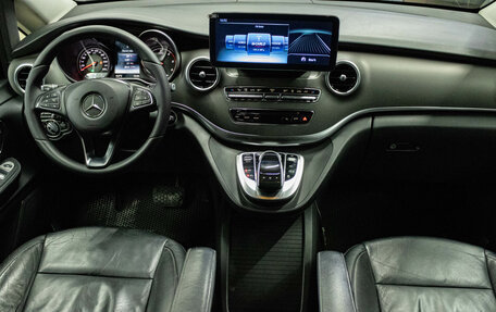 Mercedes-Benz V-Класс, 2015 год, 4 199 000 рублей, 5 фотография