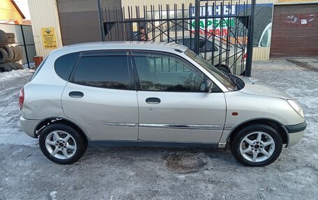 Daihatsu Storia, 2000 год, 200 000 рублей, 2 фотография