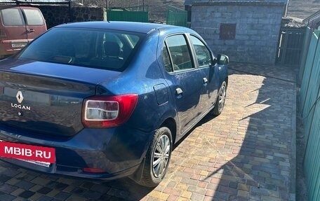 Renault Logan II, 2014 год, 800 000 рублей, 6 фотография