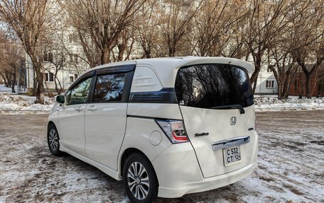 Honda Freed I, 2011 год, 1 090 000 рублей, 6 фотография