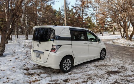 Honda Freed I, 2011 год, 1 090 000 рублей, 8 фотография