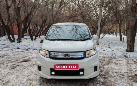 Honda Freed I, 2011 год, 1 090 000 рублей, 2 фотография