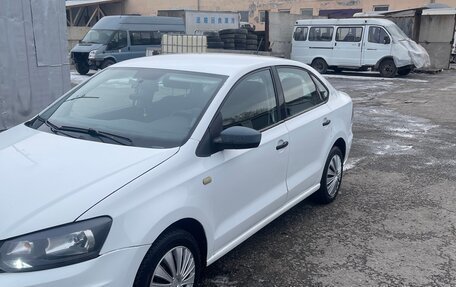 Volkswagen Polo VI (EU Market), 2018 год, 830 000 рублей, 2 фотография