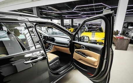 KIA Carnival, 2022 год, 4 290 000 рублей, 18 фотография