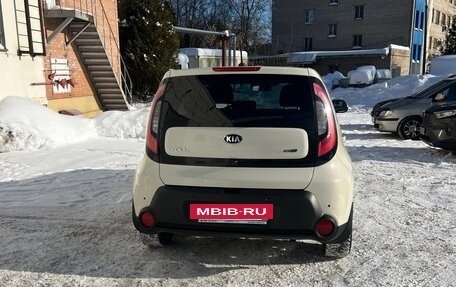 KIA Soul II рестайлинг, 2016 год, 1 290 000 рублей, 3 фотография