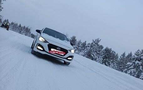 Hyundai Solaris II рестайлинг, 2018 год, 1 200 000 рублей, 5 фотография