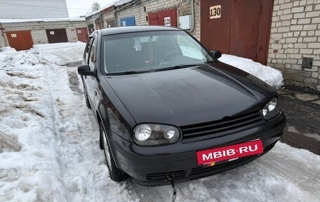 Volkswagen Golf IV, 2001 год, 290 000 рублей, 2 фотография