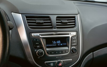 Hyundai Solaris II рестайлинг, 2016 год, 1 170 000 рублей, 13 фотография