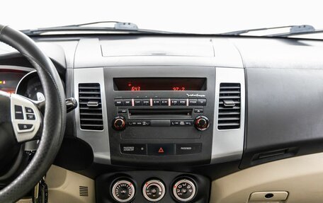 Mitsubishi Outlander III рестайлинг 3, 2008 год, 998 000 рублей, 23 фотография