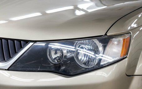 Mitsubishi Outlander III рестайлинг 3, 2008 год, 998 000 рублей, 11 фотография