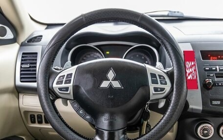 Mitsubishi Outlander III рестайлинг 3, 2008 год, 998 000 рублей, 17 фотография