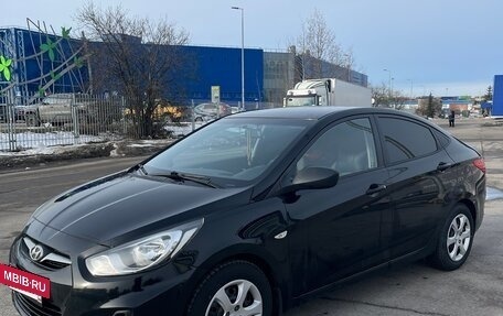 Hyundai Solaris II рестайлинг, 2014 год, 999 000 рублей, 3 фотография