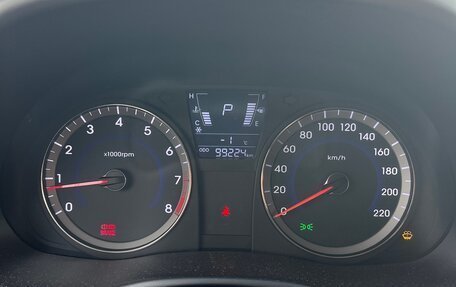 Hyundai Solaris II рестайлинг, 2014 год, 999 000 рублей, 12 фотография