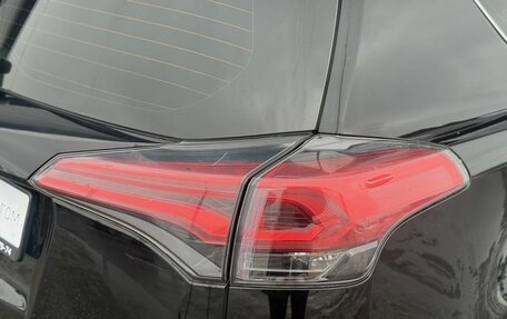 Toyota RAV4, 2017 год, 2 175 000 рублей, 12 фотография