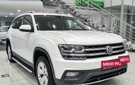 Volkswagen Teramont I, 2018 год, 3 650 000 рублей, 3 фотография