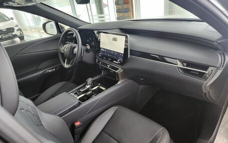 Lexus RX IV рестайлинг, 2025 год, 7 790 000 рублей, 13 фотография