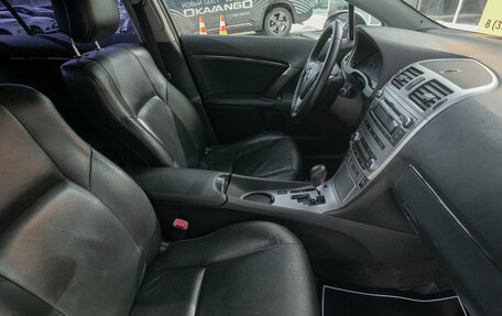 Toyota Avensis III рестайлинг, 2011 год, 1 078 000 рублей, 20 фотография