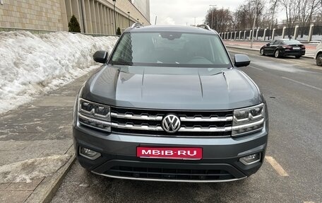 Volkswagen Teramont I, 2018 год, 3 800 000 рублей, 1 фотография