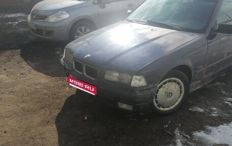 BMW 3 серия, 1992 год, 200 000 рублей, 1 фотография
