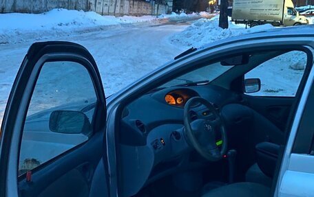 Toyota Echo, 2002 год, 530 000 рублей, 5 фотография