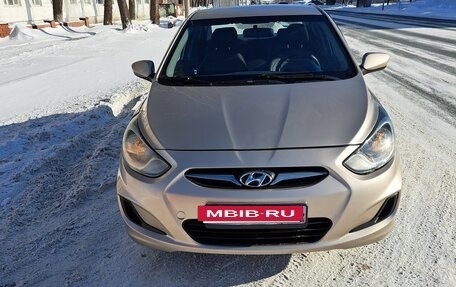 Hyundai Solaris II рестайлинг, 2011 год, 535 000 рублей, 7 фотография