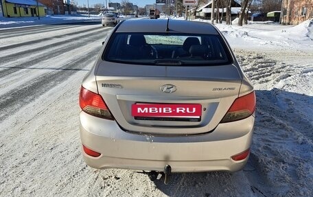 Hyundai Solaris II рестайлинг, 2011 год, 535 000 рублей, 5 фотография