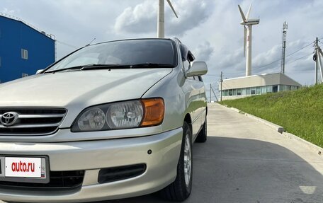 Toyota Ipsum II, 1998 год, 550 000 рублей, 2 фотография