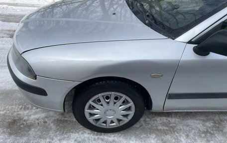 Mitsubishi Carisma I, 2001 год, 258 000 рублей, 2 фотография