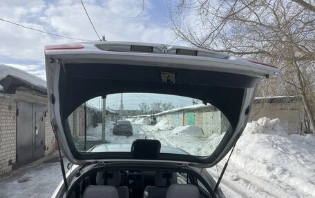 Mitsubishi Carisma I, 2001 год, 258 000 рублей, 4 фотография