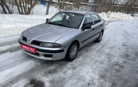 Mitsubishi Carisma I, 2001 год, 258 000 рублей, 3 фотография