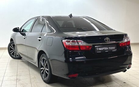 Toyota Camry, 2018 год, 2 589 000 рублей, 6 фотография