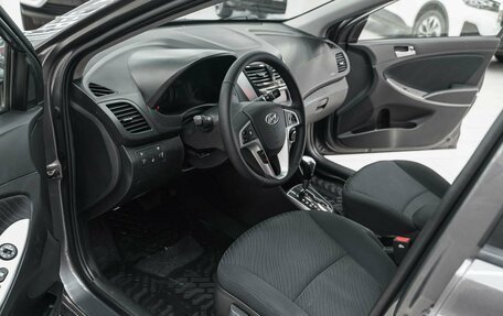 Hyundai Solaris II рестайлинг, 2014 год, 855 000 рублей, 6 фотография