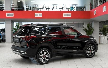 KIA Seltos I, 2021 год, 1 990 000 рублей, 2 фотография