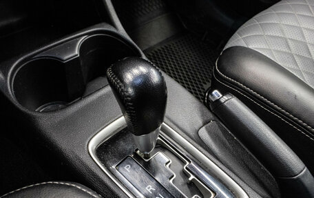 Mitsubishi Outlander III рестайлинг 3, 2014 год, 1 299 000 рублей, 16 фотография