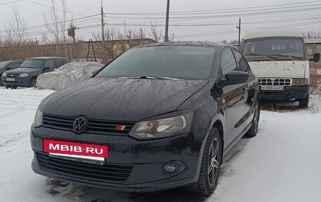 Volkswagen Polo VI (EU Market), 2012 год, 750 000 рублей, 2 фотография