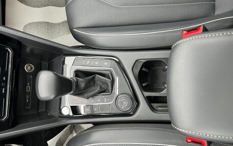 Volkswagen Tiguan II, 2024 год, 4 990 000 рублей, 15 фотография