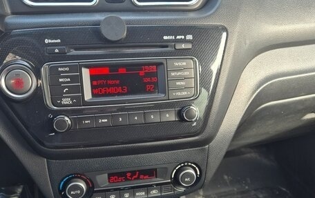 KIA Rio III рестайлинг, 2015 год, 850 000 рублей, 10 фотография