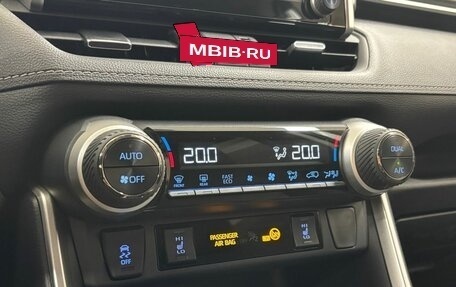 Toyota RAV4, 2021 год, 3 420 000 рублей, 15 фотография